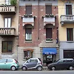 Iride Stazione Lambrate Studi 2* Milano