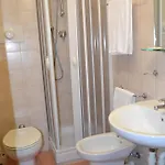 Iride Stazione Lambrate Citta Studi Hotel 2*